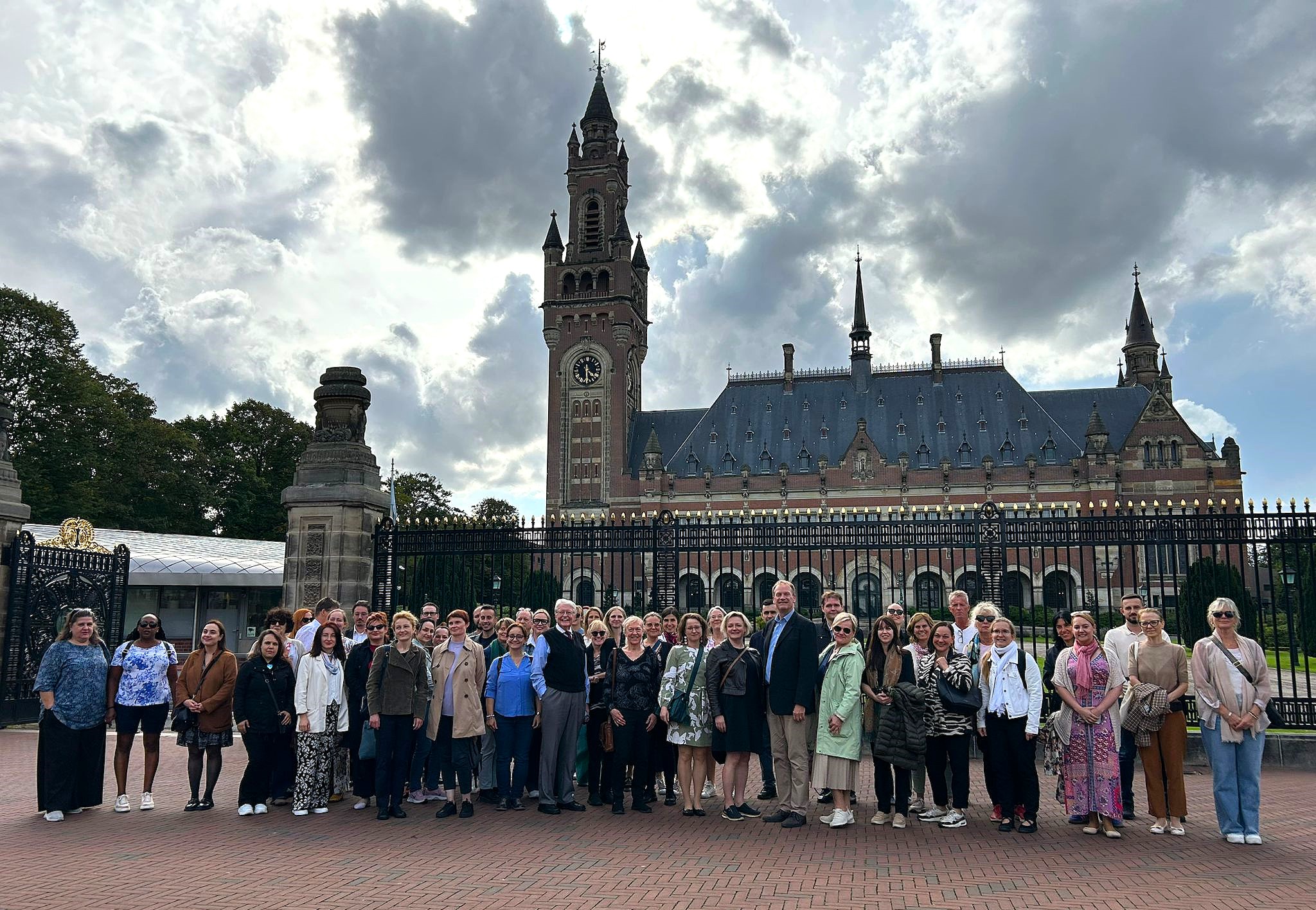 2025, The Hague, Netherlands: Assessing Writing Proficiency in an AI Era: Validity Challenges and Future Directions